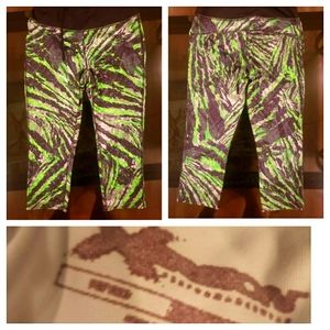Womens Green, Black & White Capri Jogger, Workout Pants, Size SM